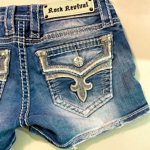Rock revival size 25 waist